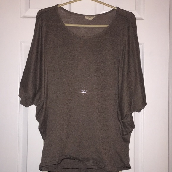 Brown shirt - Picture 1 of 1